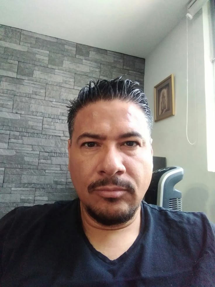 Carlos R.